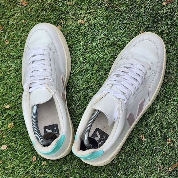 VEJA V-12 - Womens Sneakers - SIZE 7 - Picture 7 of 9